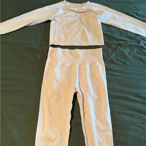 Light pink workout set